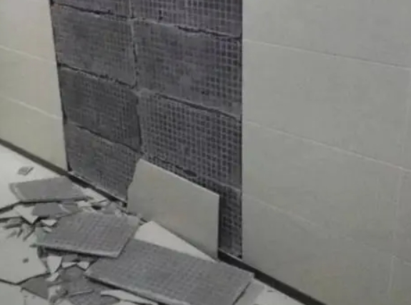 呼玛瓷砖空鼓维修公司分享下呼玛墙砖松动维修的知识